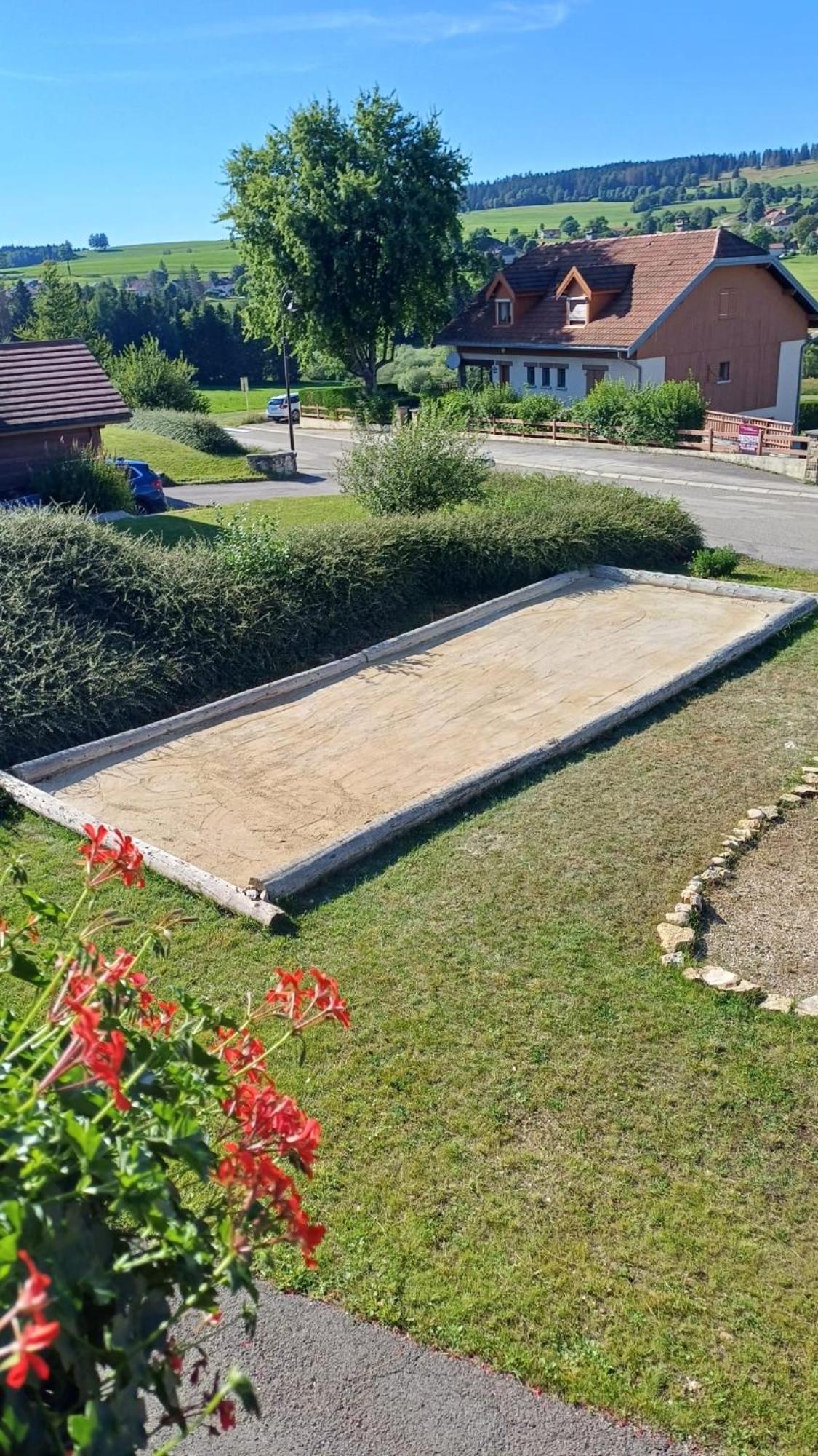 La Parenthese Du Dahu Gite De 6 Pers Métabief Exterior foto